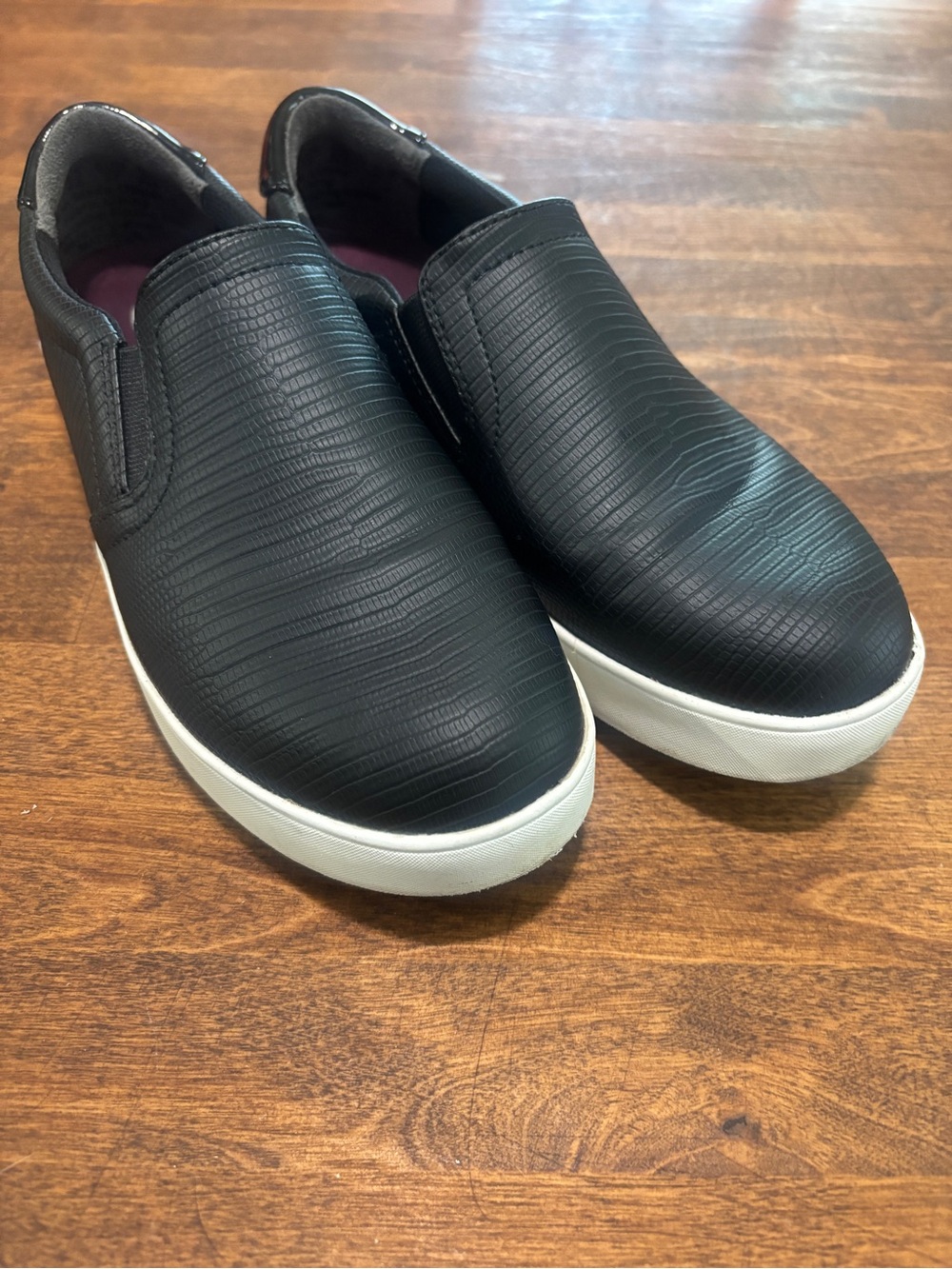 Dr Scholl’s Nova Black Slip-On Faux Snake Leather size 7